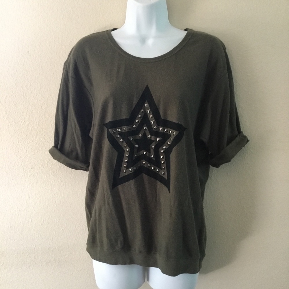 Max & Mia Green Star Studs Knit Top